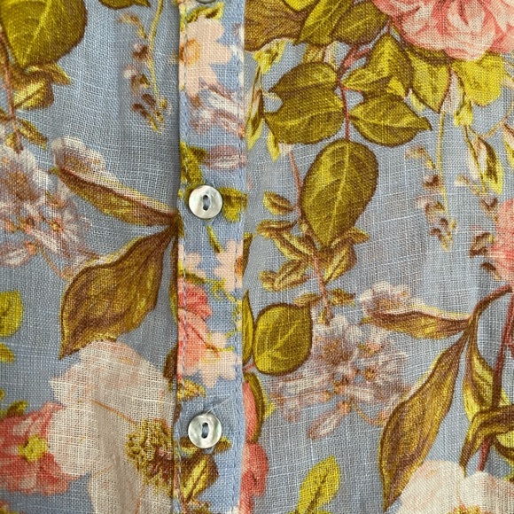 Joie Pastel Floral 100% Linen Button down collared shirt size medium. - Picture 3 of 8